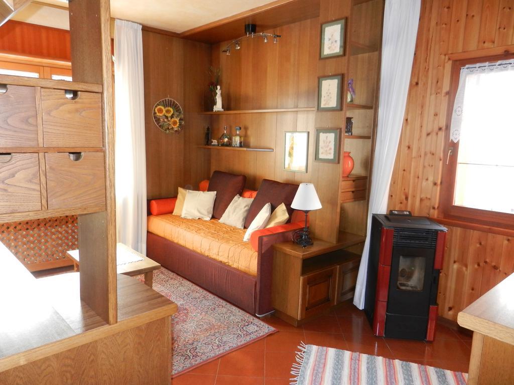 Casa Elda Apartment Isolaccia Luaran gambar