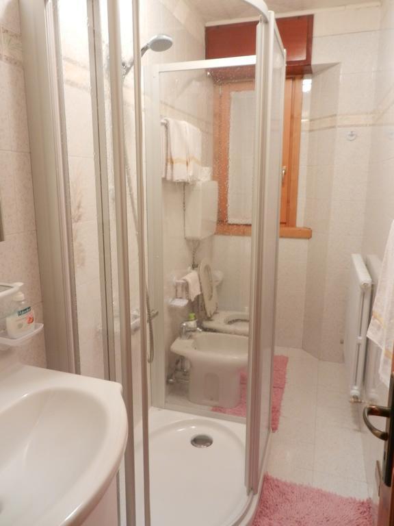 Casa Elda Apartment Isolaccia Luaran gambar