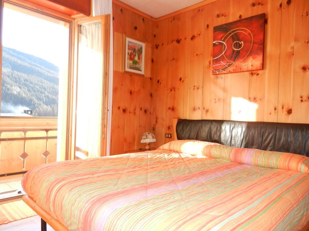 Casa Elda Apartment Isolaccia Luaran gambar